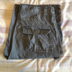 Men’s cargo shorts